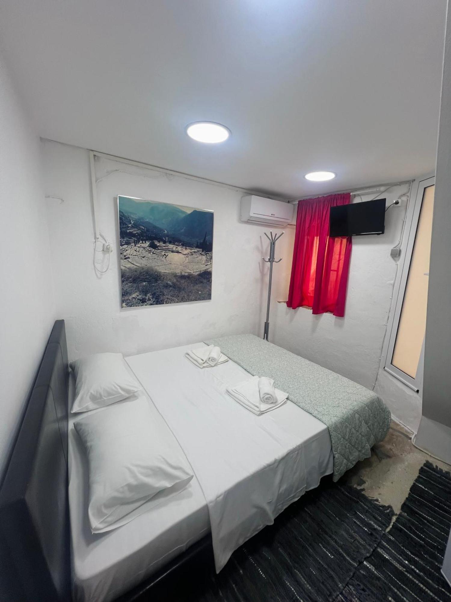 Tolos Budget Rooms Loggos Longósz Szoba fotó