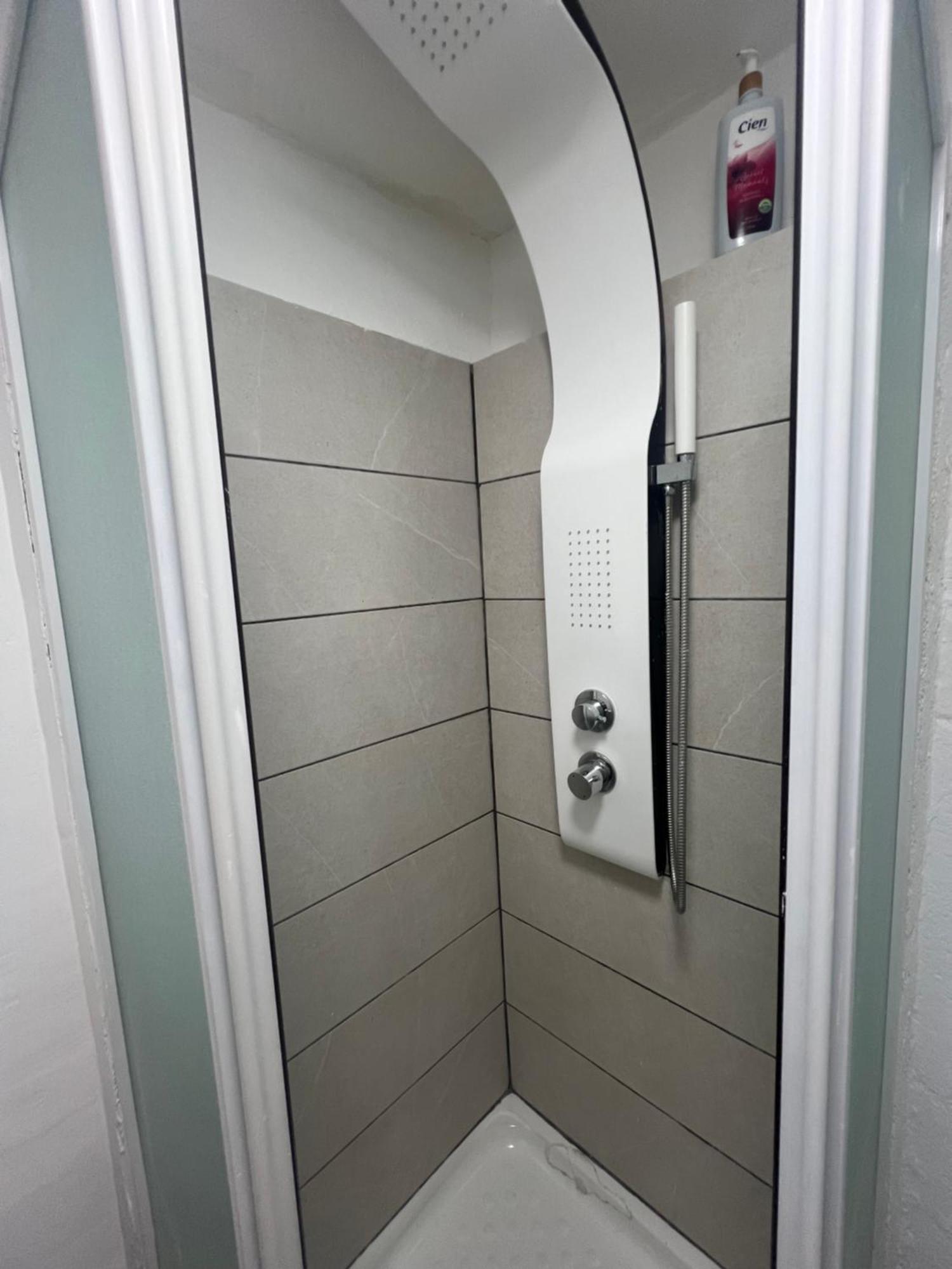Tolos Budget Rooms Loggos Longósz Szoba fotó